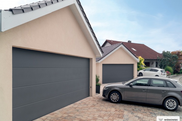 Come installare una porta sezionale per garage?